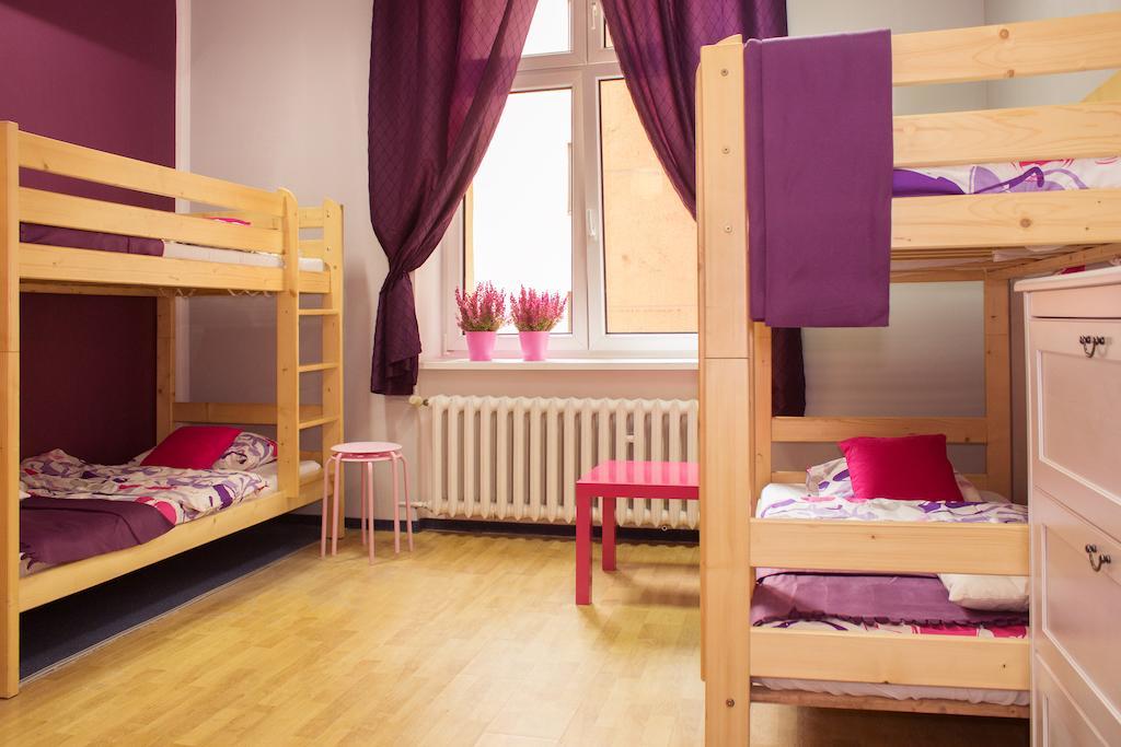 Amnezja Hostel Βρότσλαβ Δωμάτιο φωτογραφία